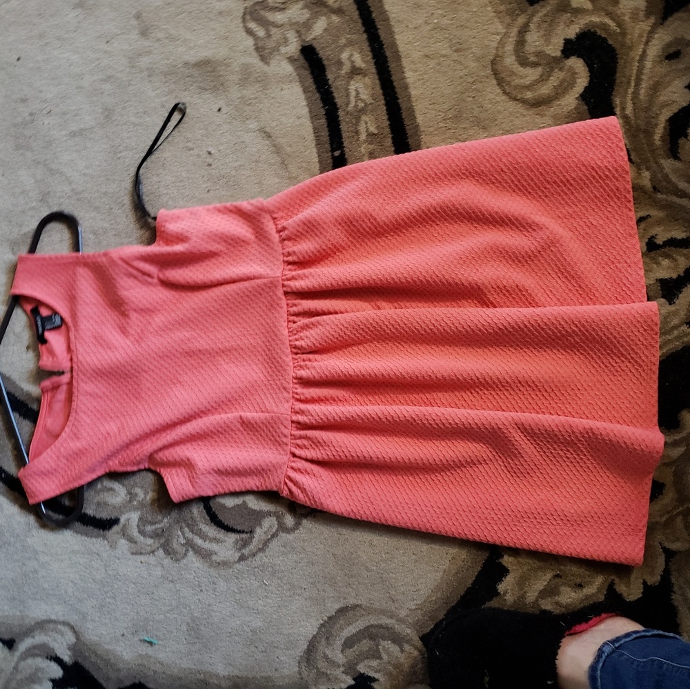 Dress - Picture 4 of 5